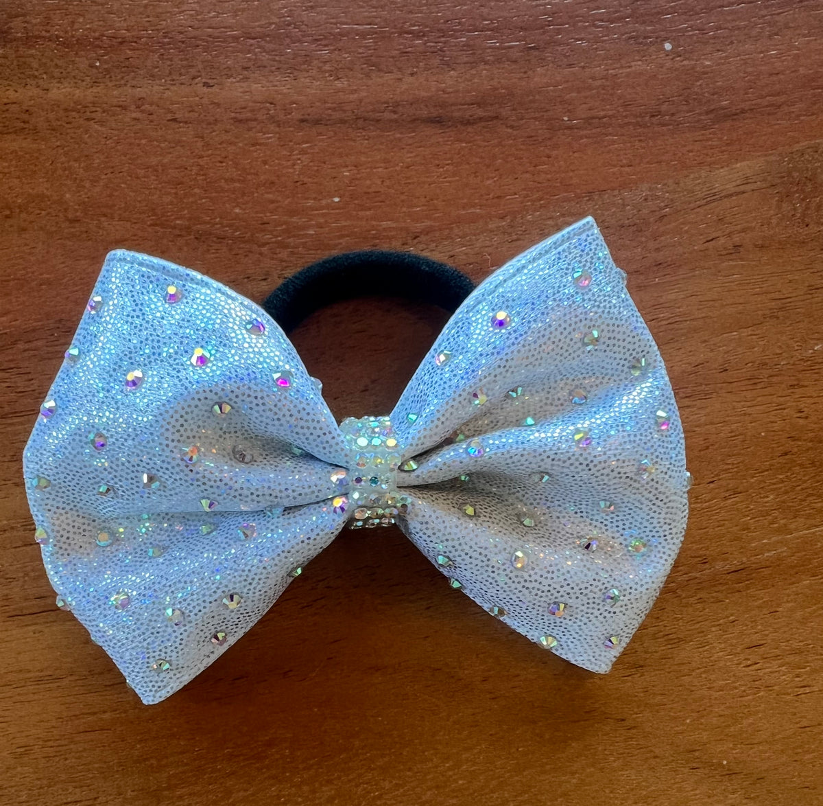 Bedazzled hair bow medium